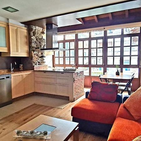 Apartamento Del S XVI En El Casco Historico De Luanco Esterno foto
